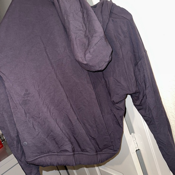 RARE LULULEMON TWIST BACK HOODIE - Picture 2 of 3